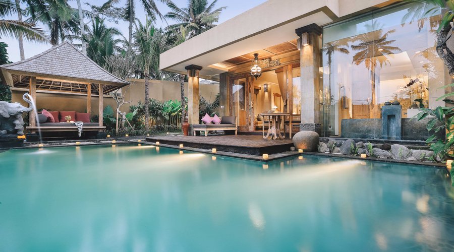 Warm and elegant 120 sqm villa with private pool provides you with ample space to rest and recharge.