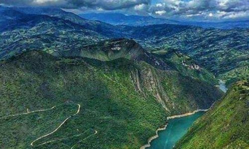 represa hiero eléctrica del guavio