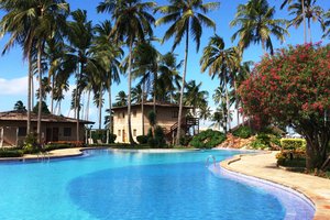 Piscina y playa