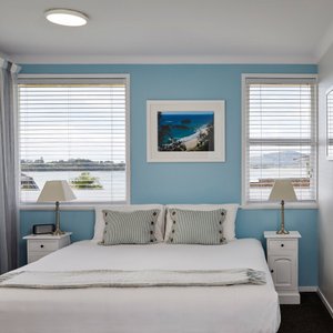 This unit has water views, a super king bed with electric blanket for comfortable good nights rest.