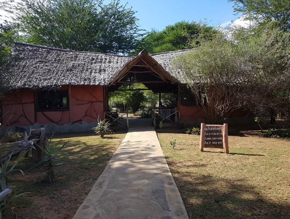 Satao Camp by null