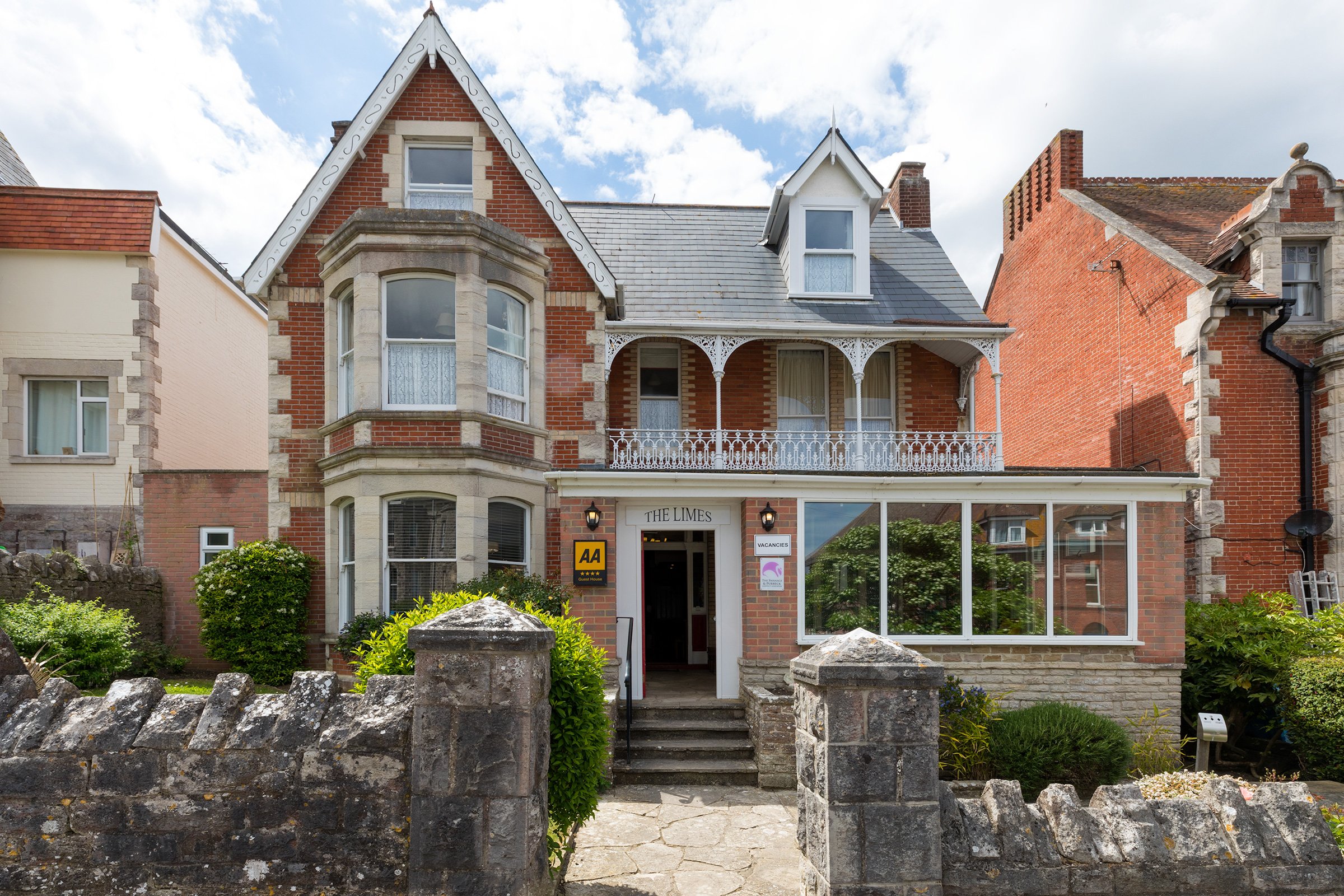 THE LIMES - Updated 2022 Prices & B&B Reviews (Swanage, Dorset)