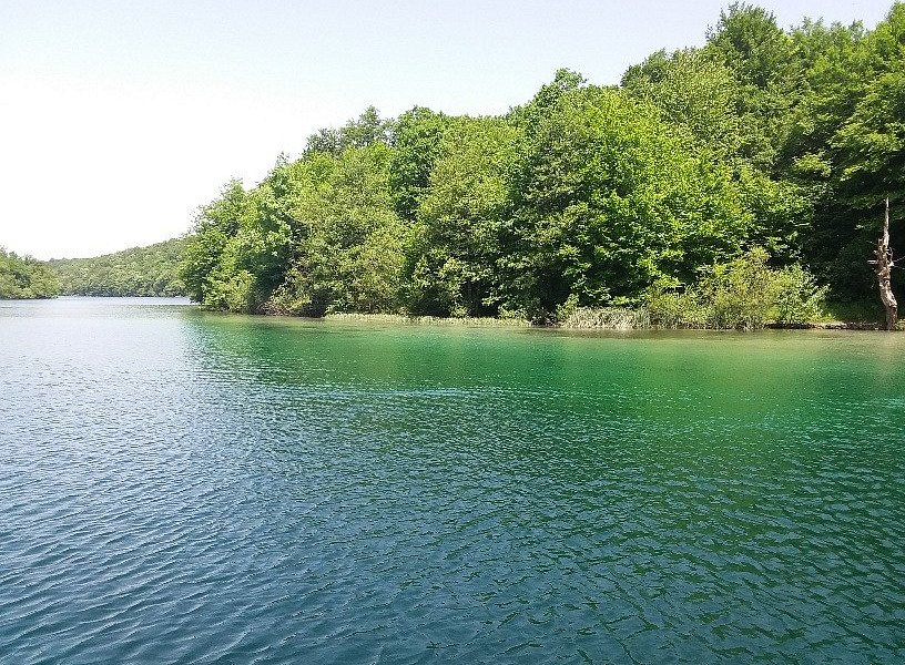 Okrugljak Lake image
