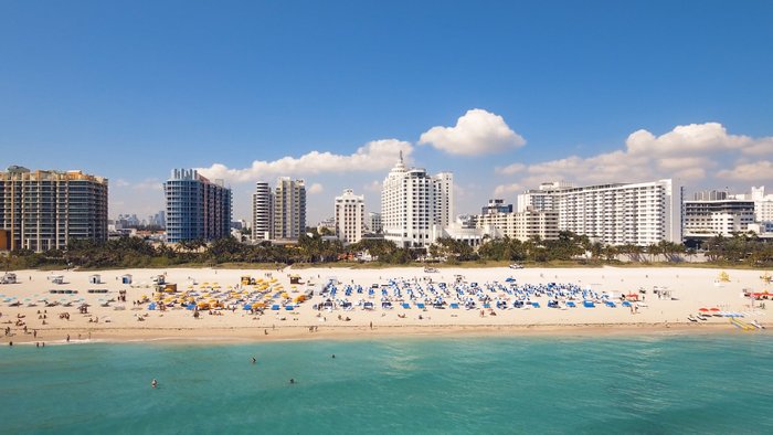 Premium Photo  Miami beach florida usa march 19 2021 south beach