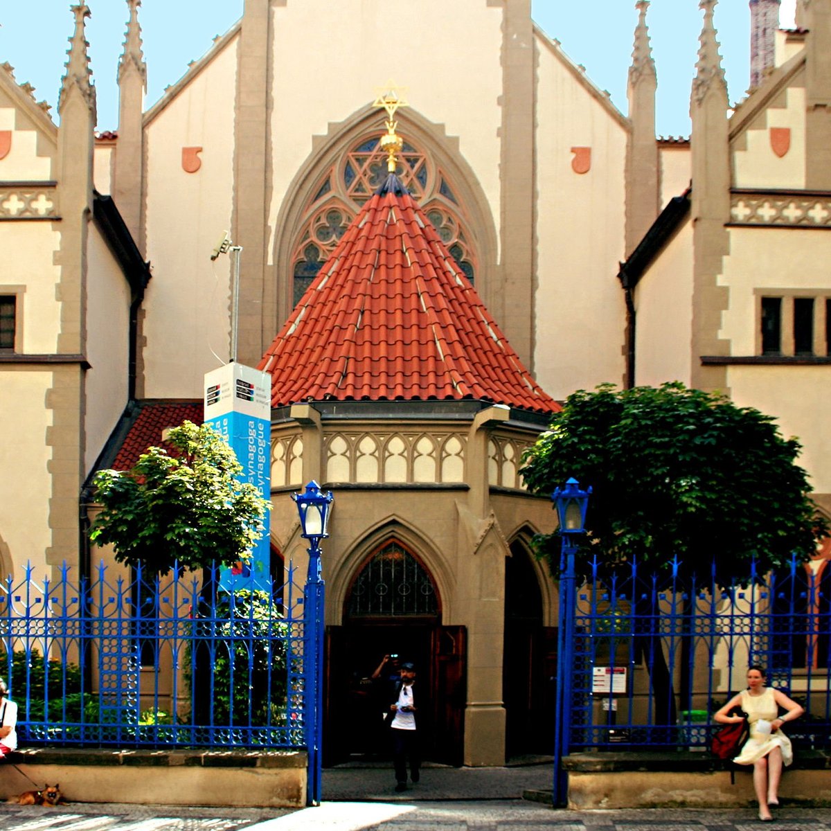 La Sinagoga, Sadly we couldn't take pictures inside, which …