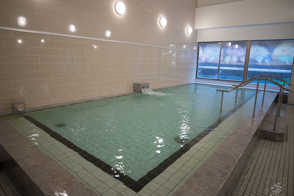 Tokyu Sports Oasis Shinjuku 24Plus - All You Need to Know BEFORE 