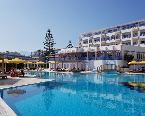 SERITA BEACH HOTEL - Updated 2024 Reviews, Photos & Prices