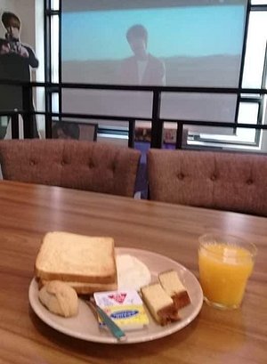 Juice and bread 