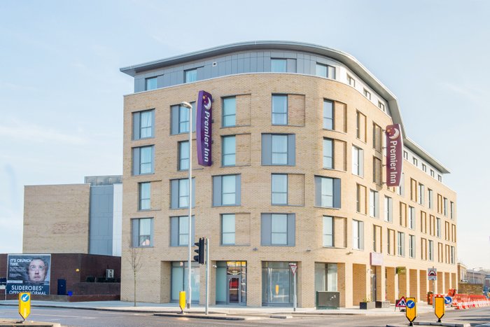 PREMIER INN CAMBRIDGE EAST (NEWMARKET ROAD) HOTEL (Cambridge, UK ...