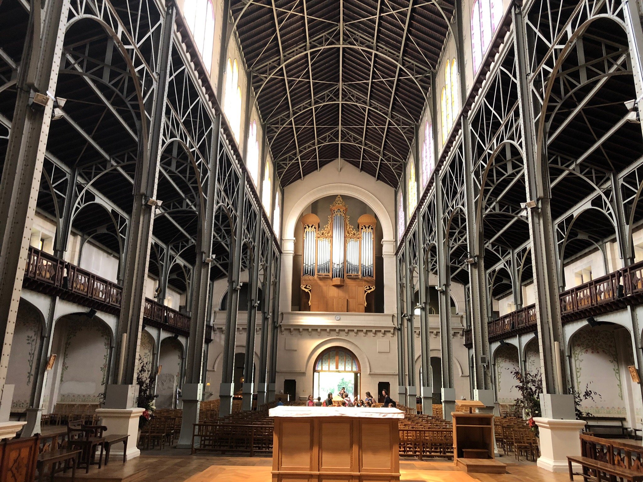 Eglise Notre Dame du Travail (Paris)