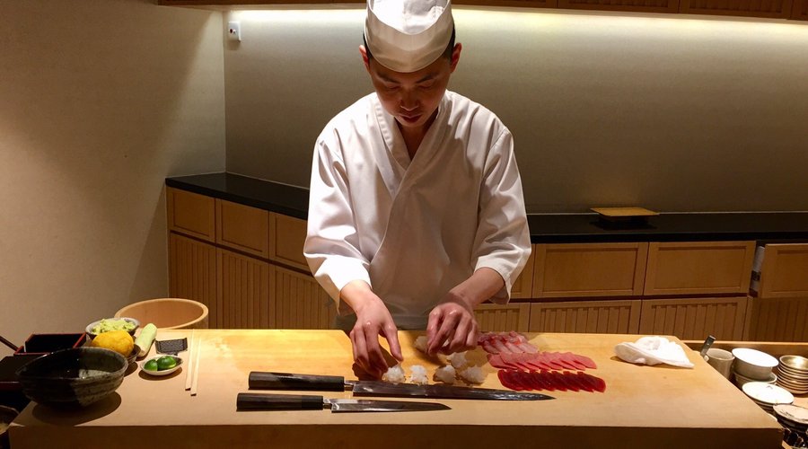 Sushi Wadatsumi image 4 - Full view
