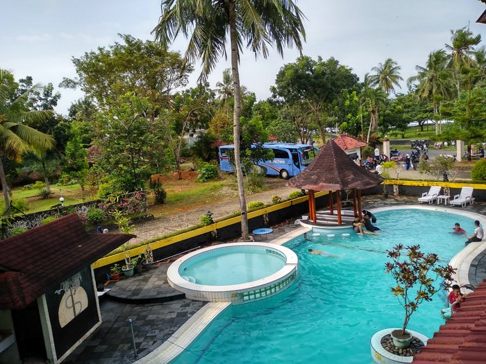 Surya Transera Beach Hotel Pool: Pictures & Reviews - Tripadvisor