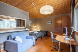 Room & Suite