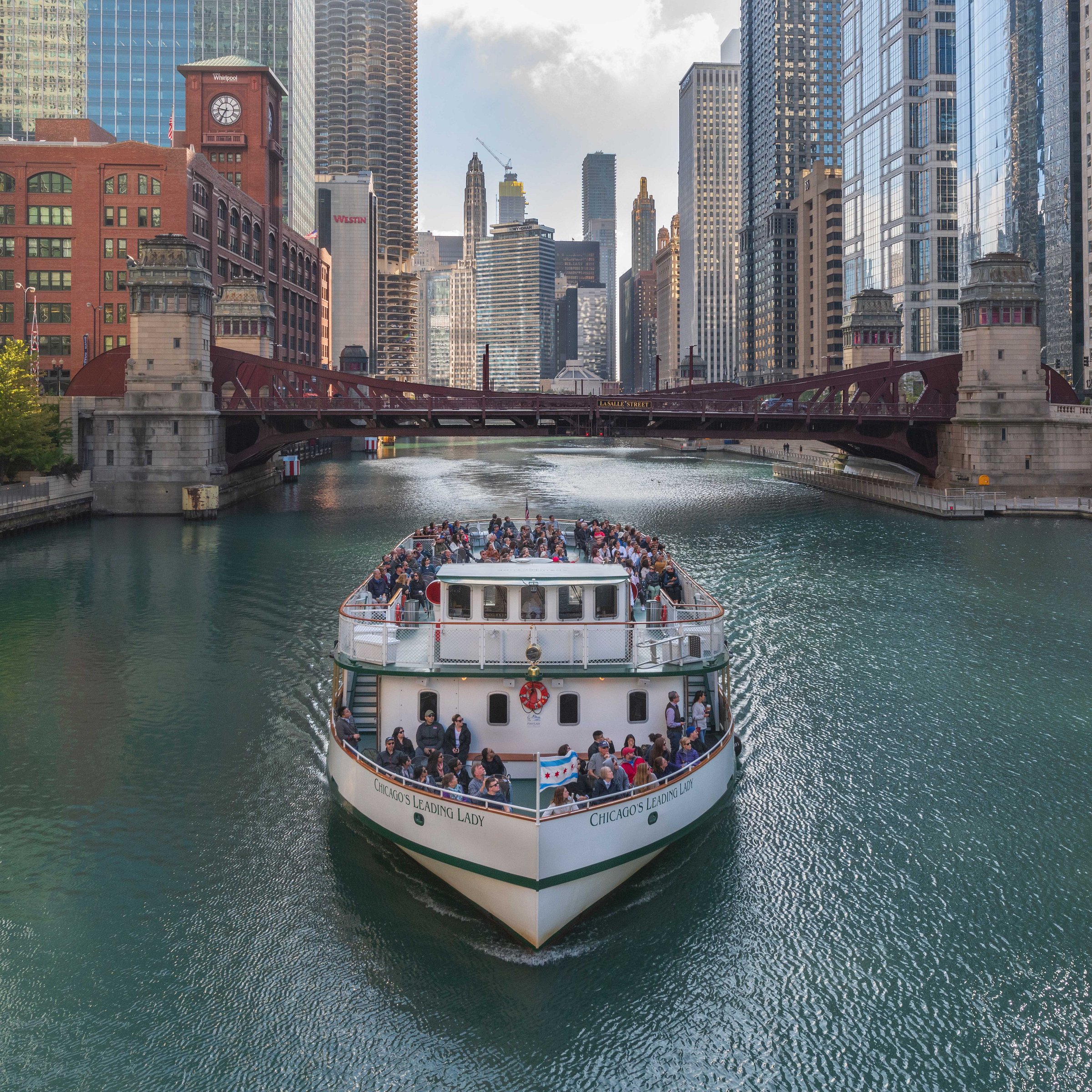 List 104+ Images chicago’s first lady cruises photos Superb