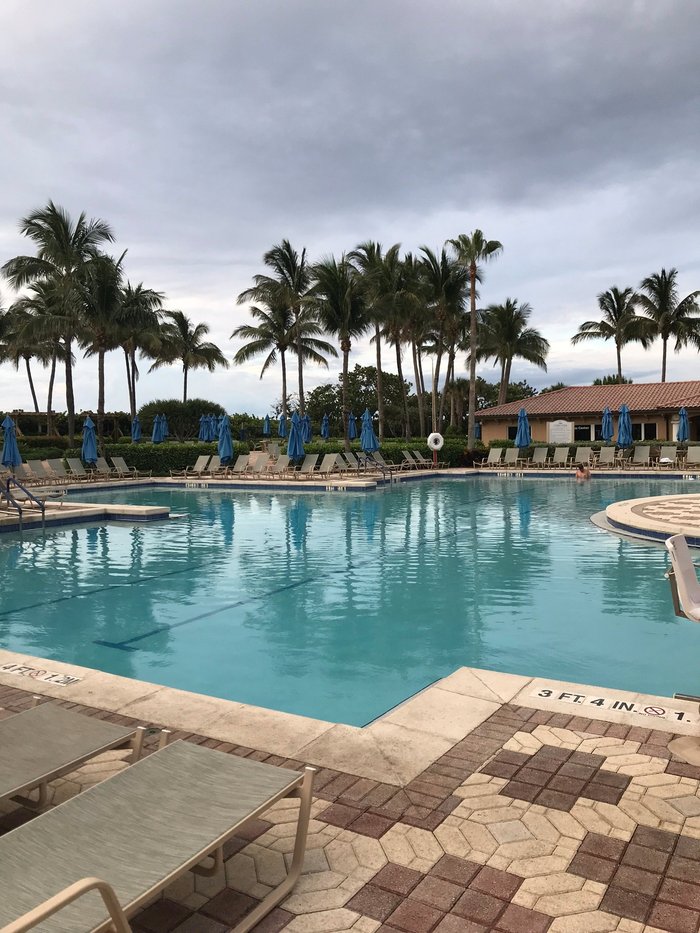 Marriott's Ocean Pointe, A Marriott Vacation Club Resort Pool Pictures