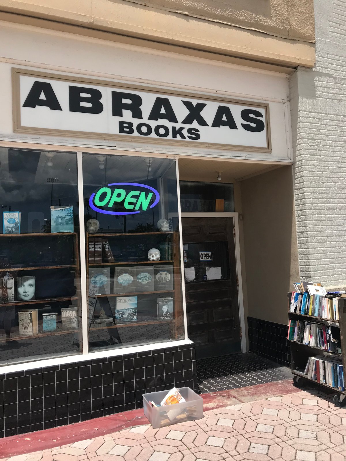 Abraxas Books - All You Need to Know BEFORE You Go (2024)