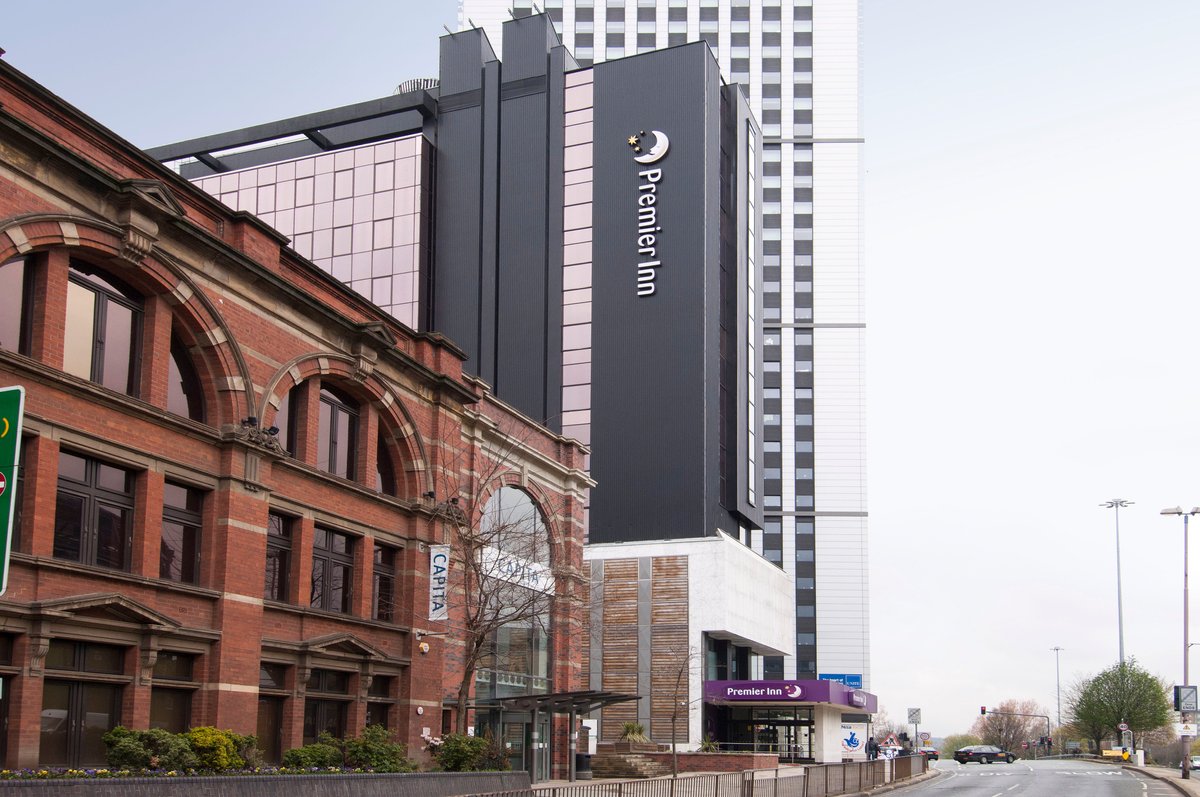 PREMIER INN LEEDS CITY CENTRE (LEEDS ARENA) HOTEL - Updated 2022