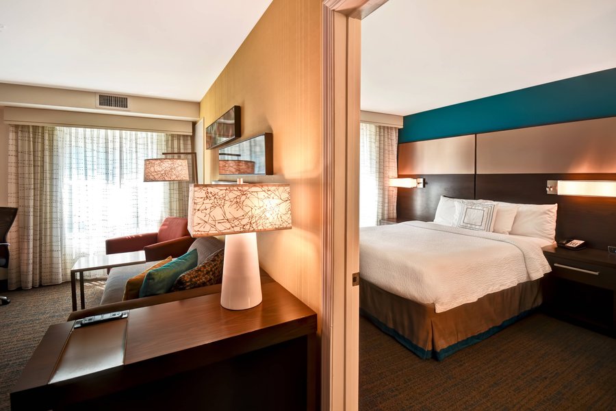 RESIDENCE INN SPRINGFIELD CHICOPEE $143 ($̶1̶7̶9̶) - Prices & Hotel