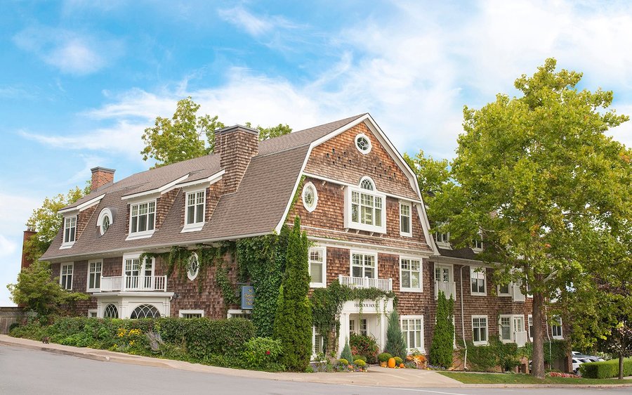 Harbour House Hotel - UPDATED 2022 Prices, Reviews & Photos (Niagara-on ...
