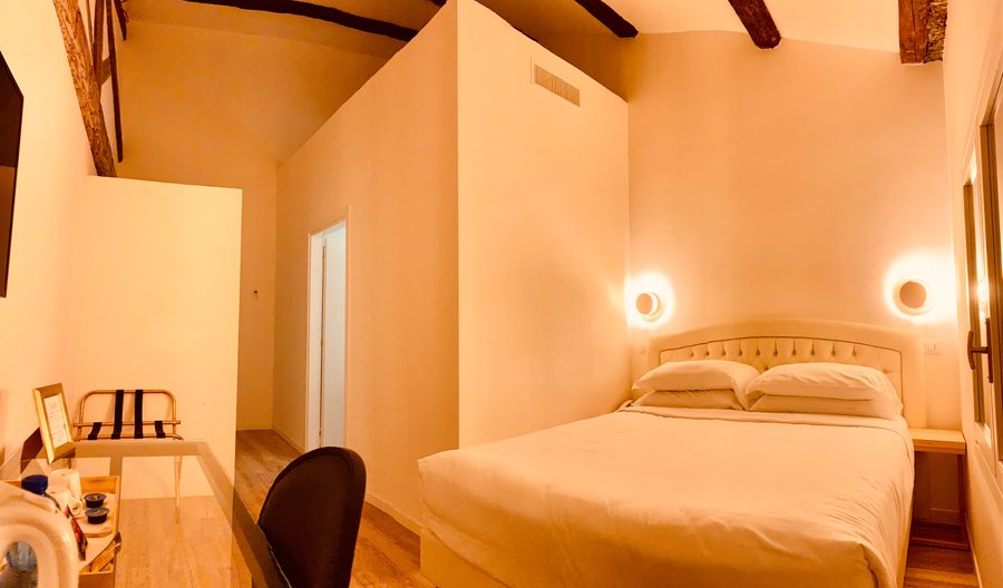 Deluxe Room with wooden beams - Camera Deluxe con travi a vista