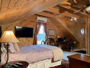 Room & Suite