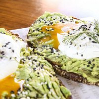 avocado poached eggs toast
