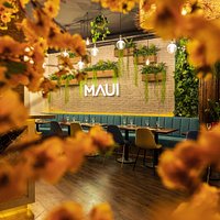 Leave your daily routine and get in the mood of our asian fusion kitchen with tapas and grill.