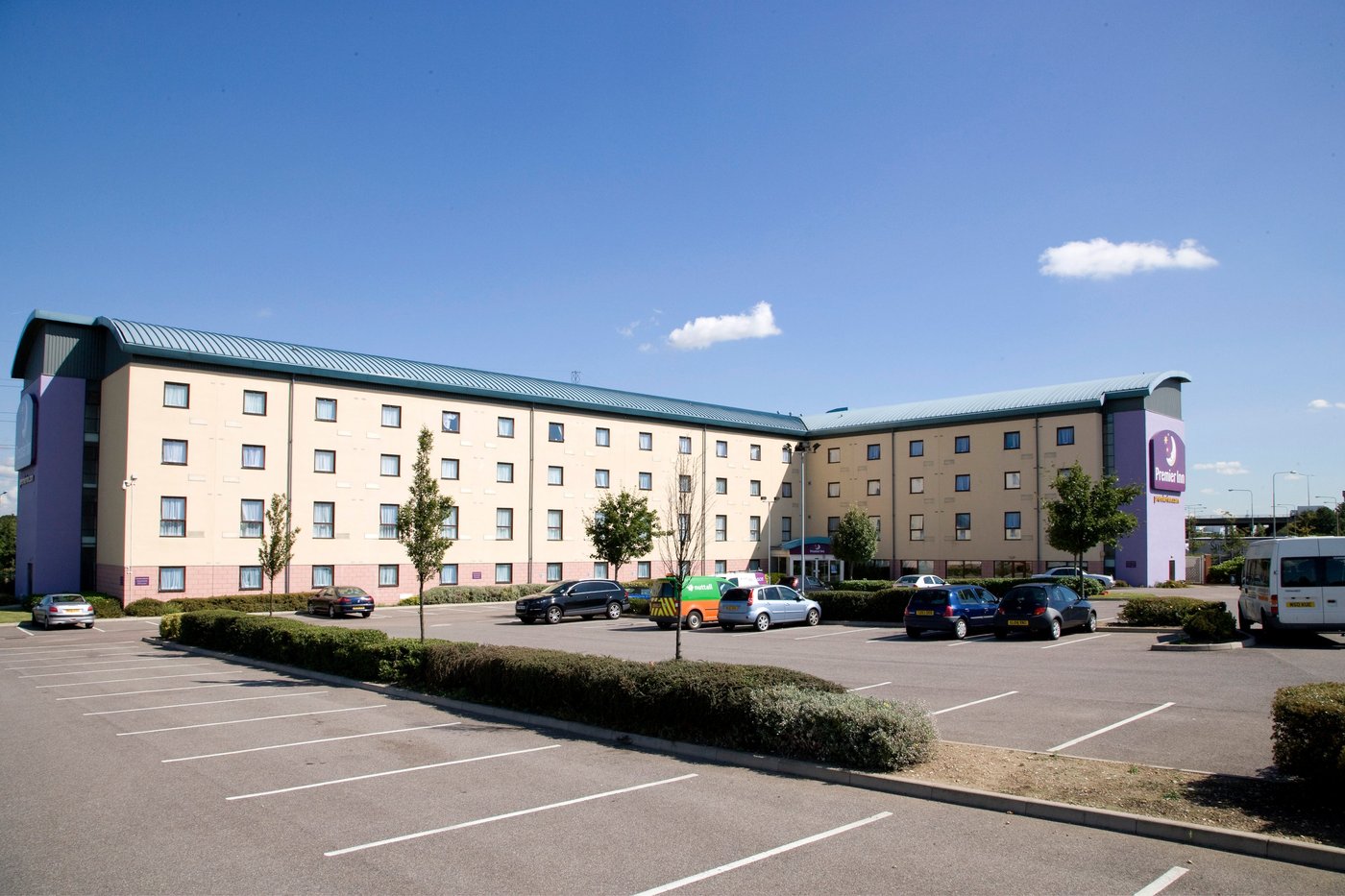 PREMIER INN THURROCK WEST HOTEL - Updated 2025 Reviews, Photos & Prices