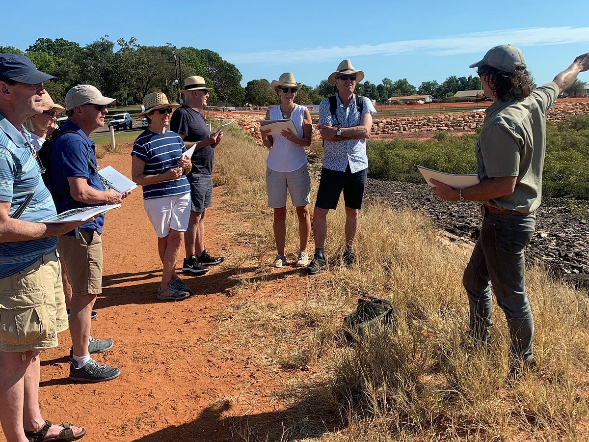 walking tours broome australia