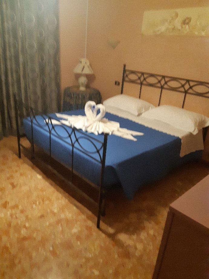 BED AND BREAKFAST LAURA - B&B Reviews (Pescara, Italy)