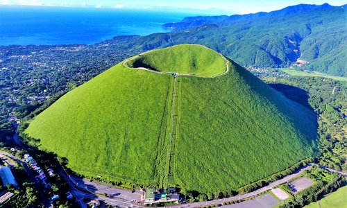 北側より、海岸線は、城ヶ崎海岸
