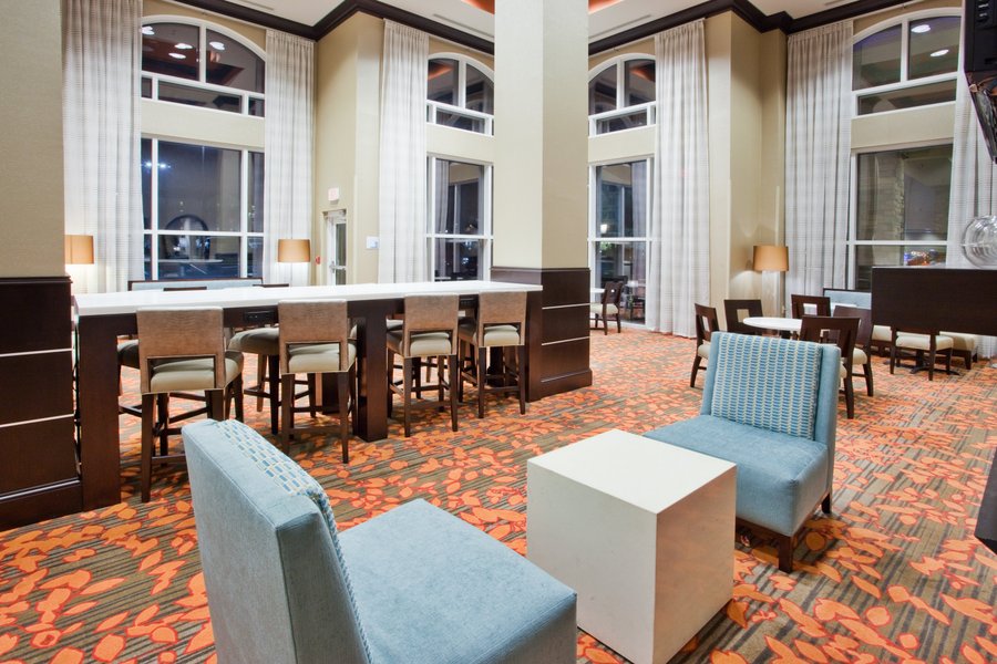 HOLIDAY INN EXPRESS AUGUSTA NORTH $84 ($̶1̶0̶6̶) - Prices & Hotel ...