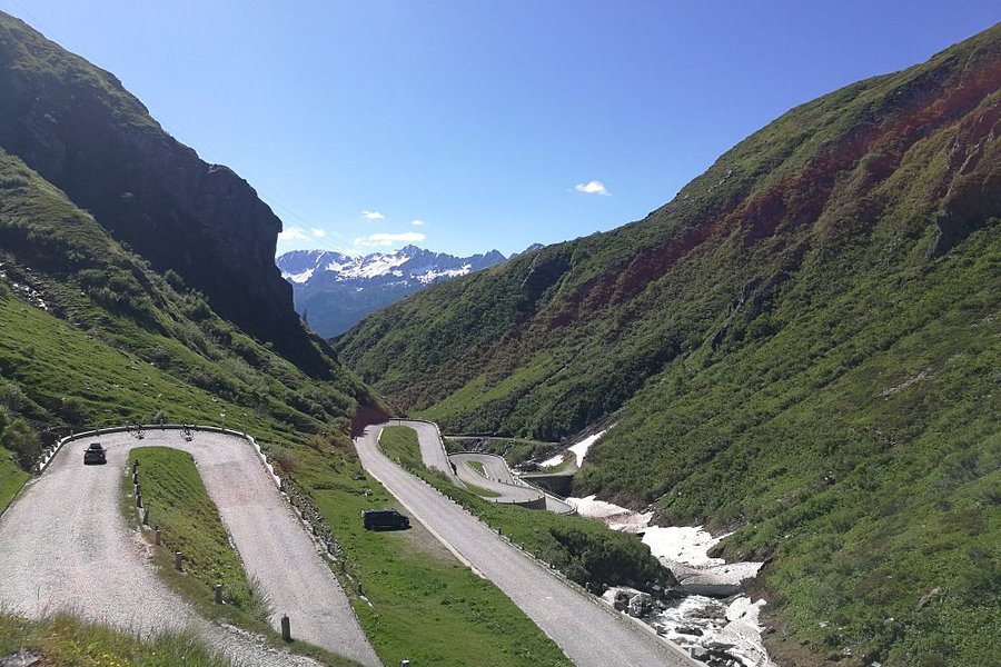 St Gotthard Pass image