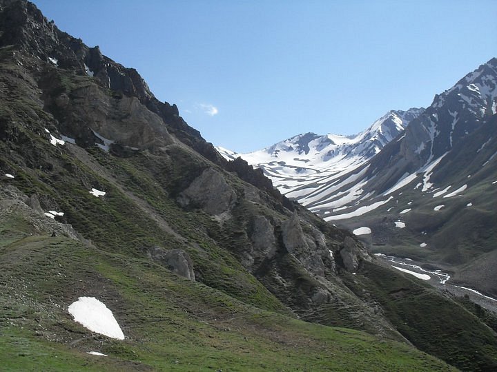 Burji La Pass image