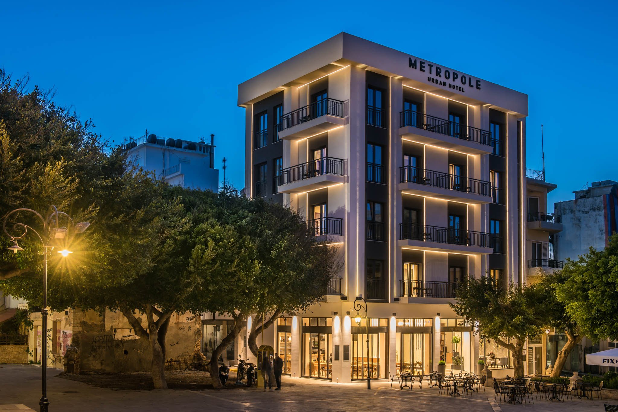 METROPOLE URBAN HOTEL $129 ($̶1̶5̶3̶) - Prices 