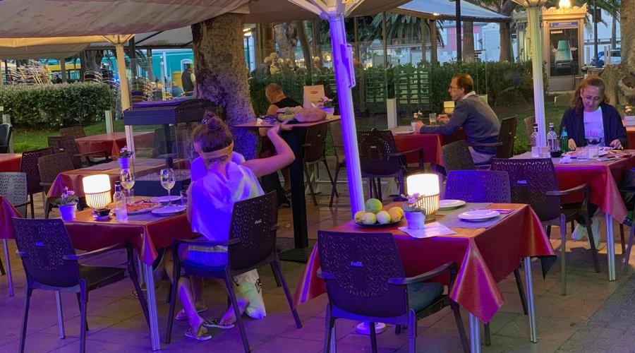 Terraza acogedora!, pizzas, pastas y picoteo!
