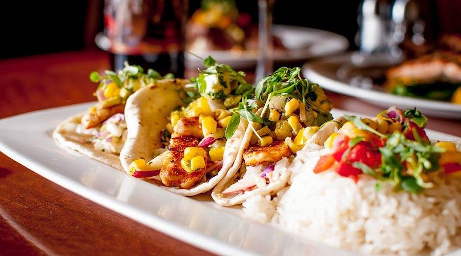 CRAVE American Kitchen & Sushi Bar (The Galleria - Edina)