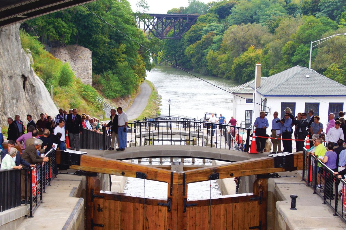 Locks District Tours Erie Canal Flight of Five Lock Tender Tour