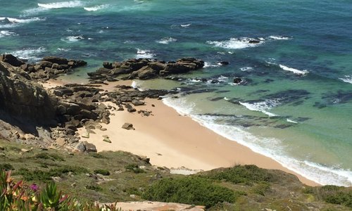 Praia oceânica de Foz do Arelho em Portugal.
