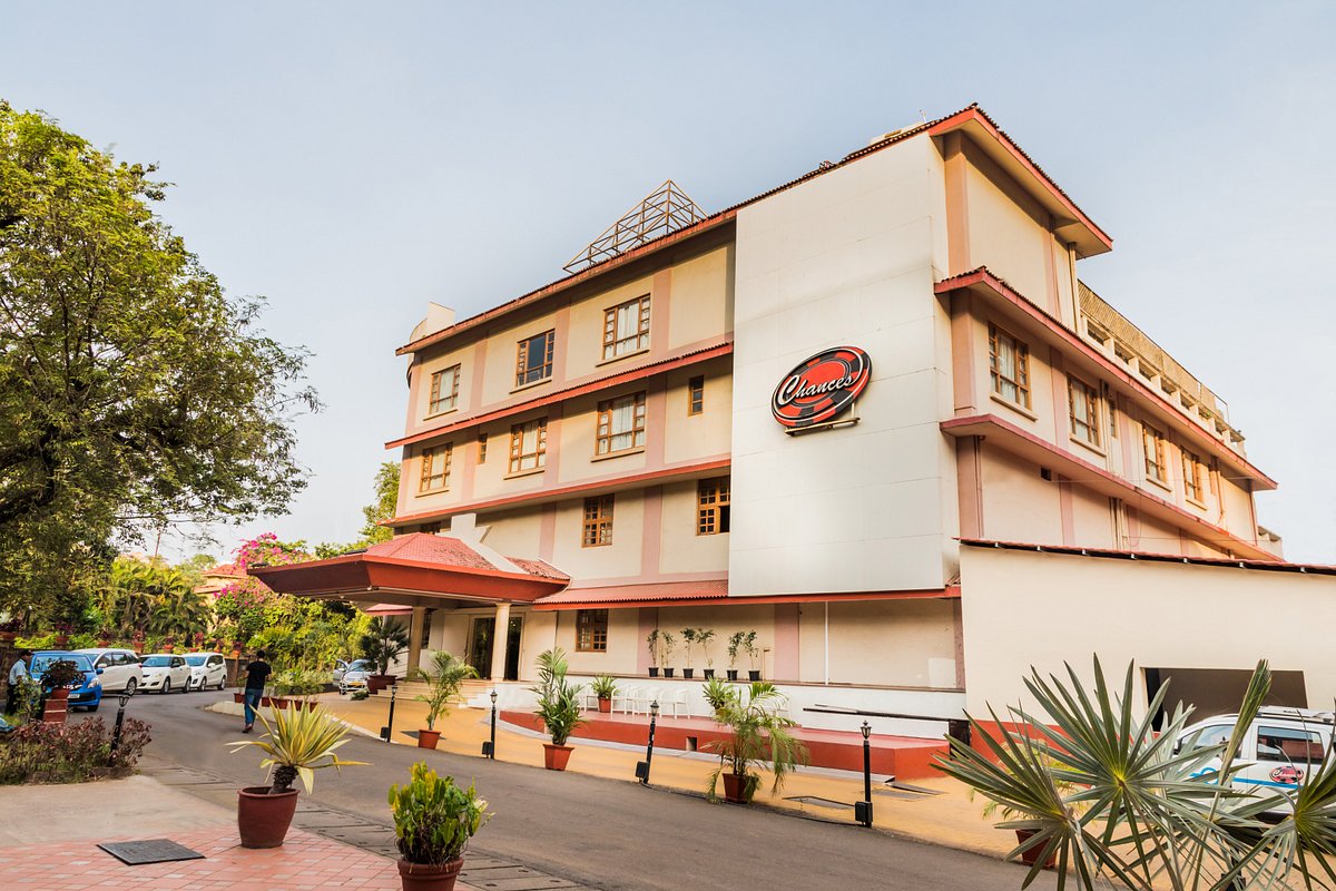Chances Resort And Casino An Indy Resort, hotel in Panjim