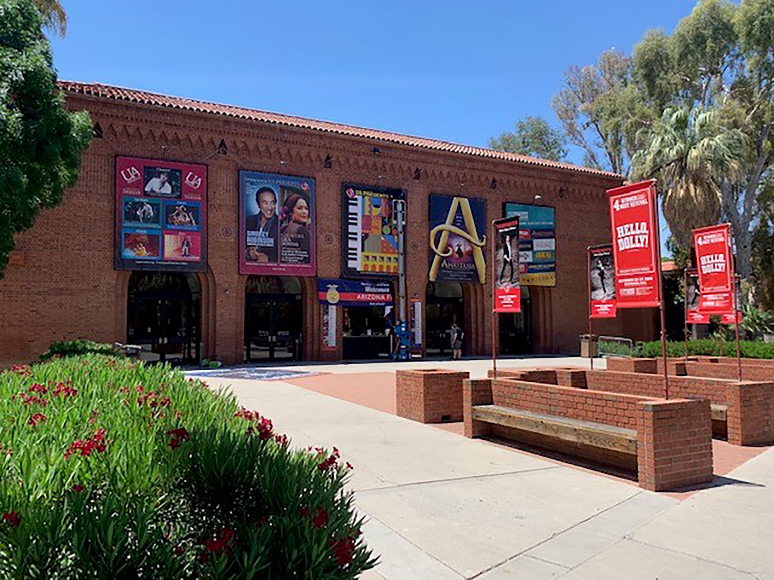 BROADWAY IN TUCSON Ce Qu Il Faut Savoir Pour Votre Visite Avec   Centennial Hall 