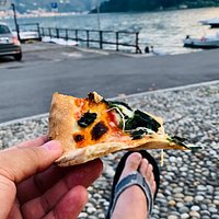 pizza on lake front