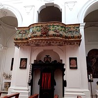 La Cantoria in legno dorato