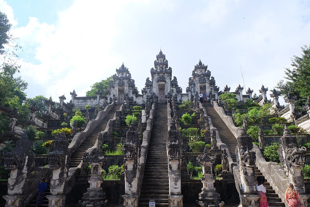 Pura Lempuyang