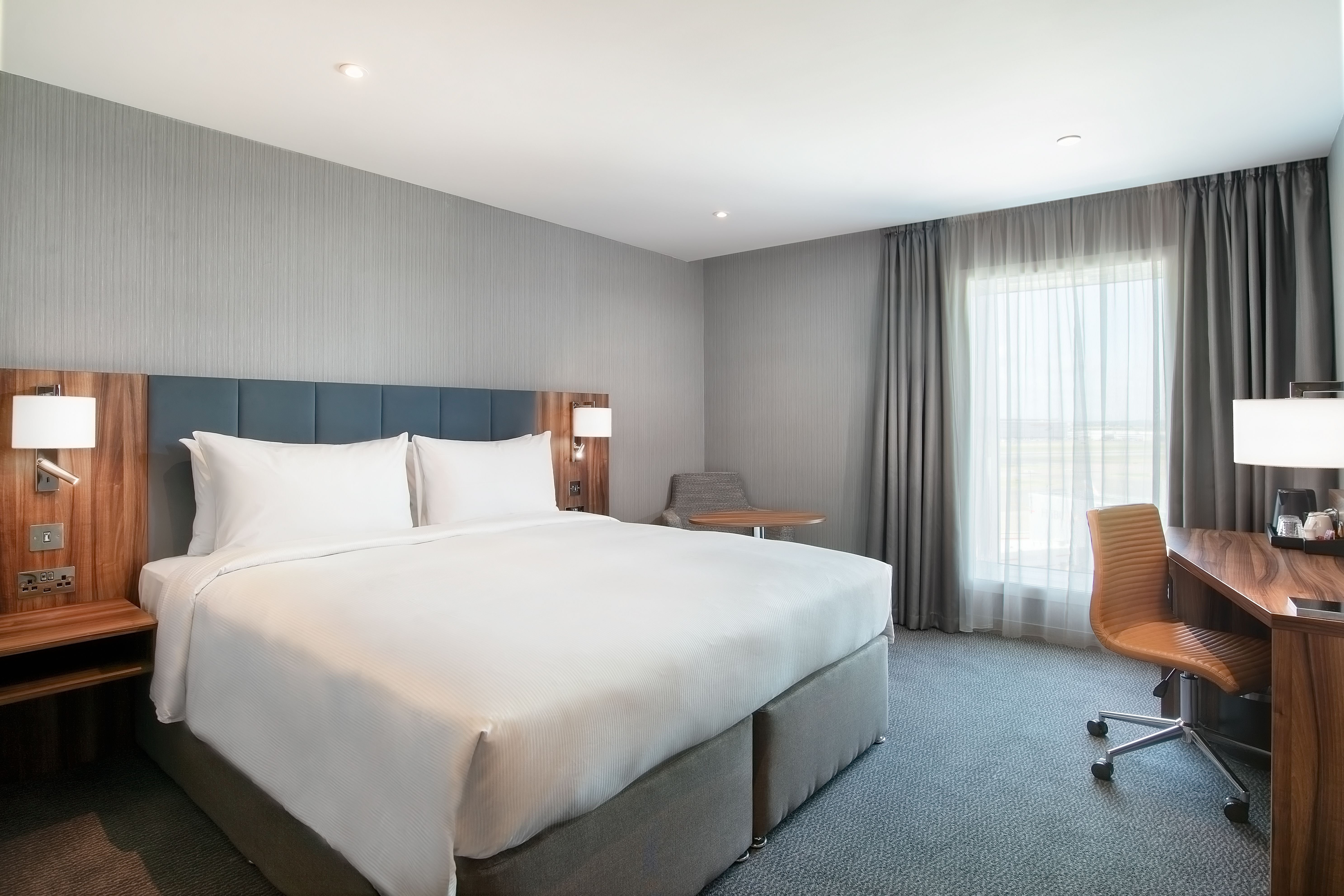 HILTON GARDEN INN LONDON HEATHROW TERMINALS 2 AND 3 - Updated 2024 ...