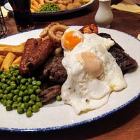 Mixed grill the haywain pub