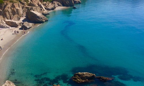 La splendide côte, vue du balcon de l'Europa, à Nerja, à 5 mns en voiture de la Casa Turquesa
