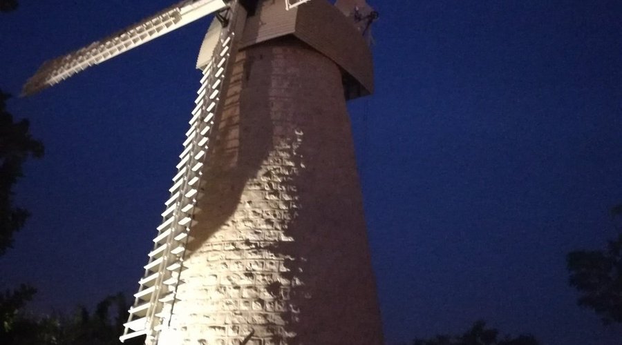 mulino a vento