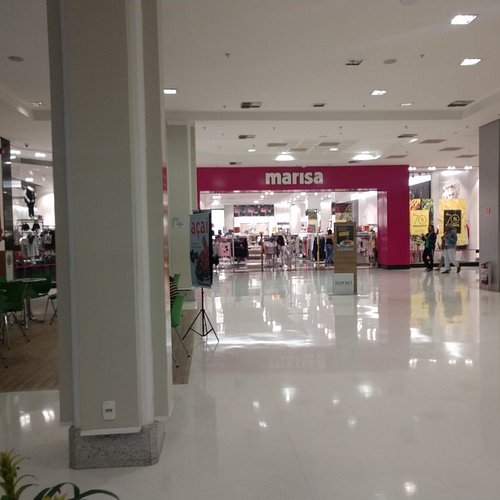 Shopping Total Brás - Os corredores do nosso shopping são sinônimos de  muita moda e bons negócios! . . . #PraCegoVer: a foto é de um dos  corredores do Shopping Total Brás