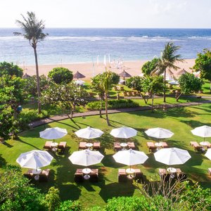 The Ayodya Palace - Parasol at The Beach Garden